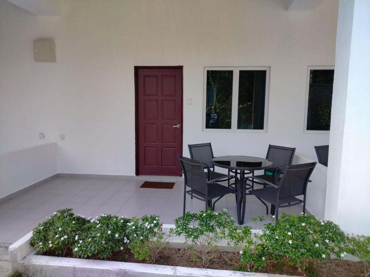 Funduq Al Busyra Motel Pantai Cenang  Exterior foto